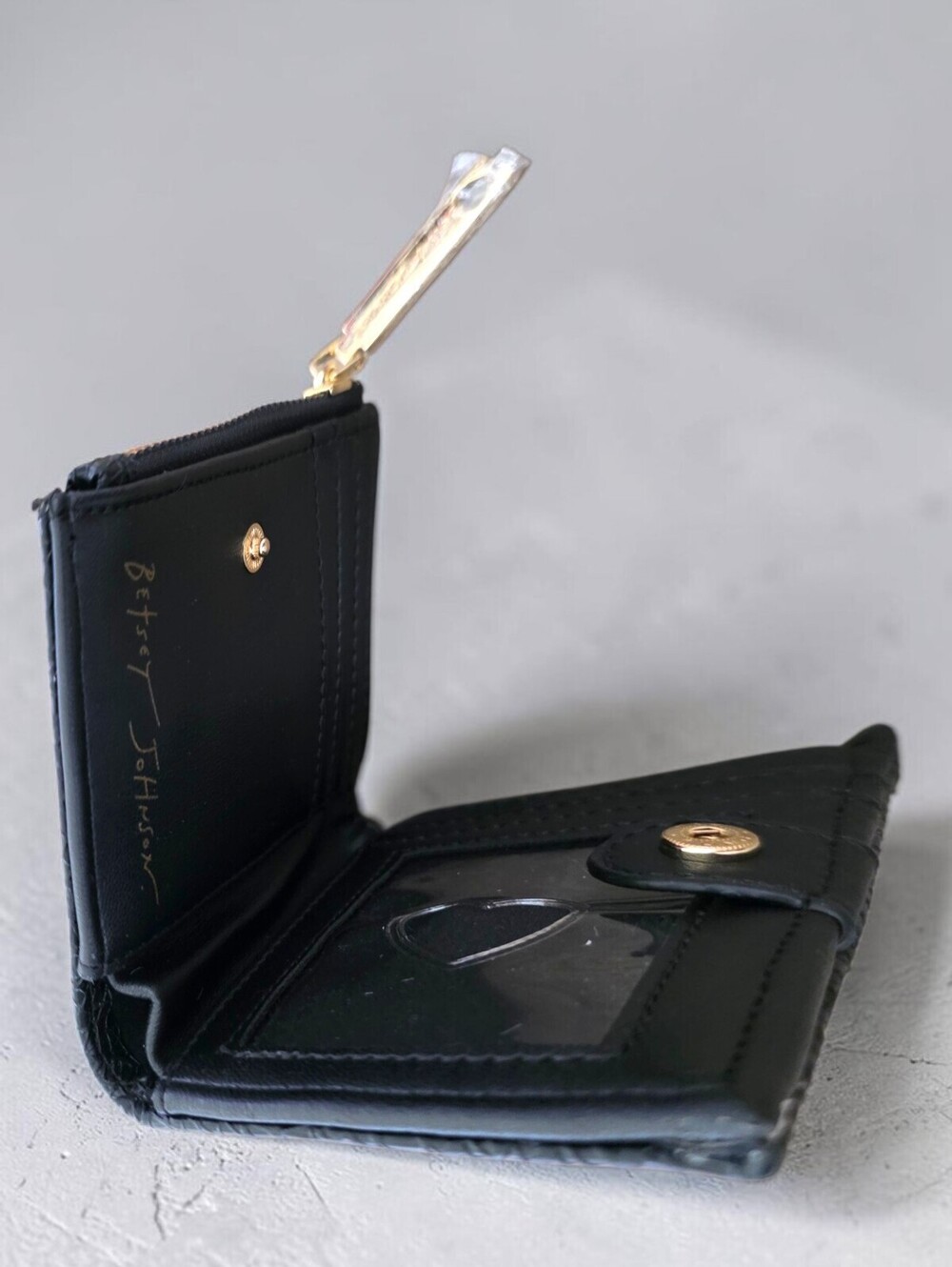 Betsey Johnson Black Lace Embossed Bifold Wallet Gold Hardware Zip Pocket NWT - Picture 13 of 13